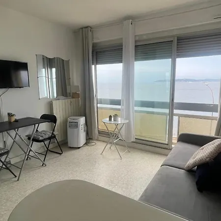 Stunning Sea View And Comfort Close To The Sainte-Maxime